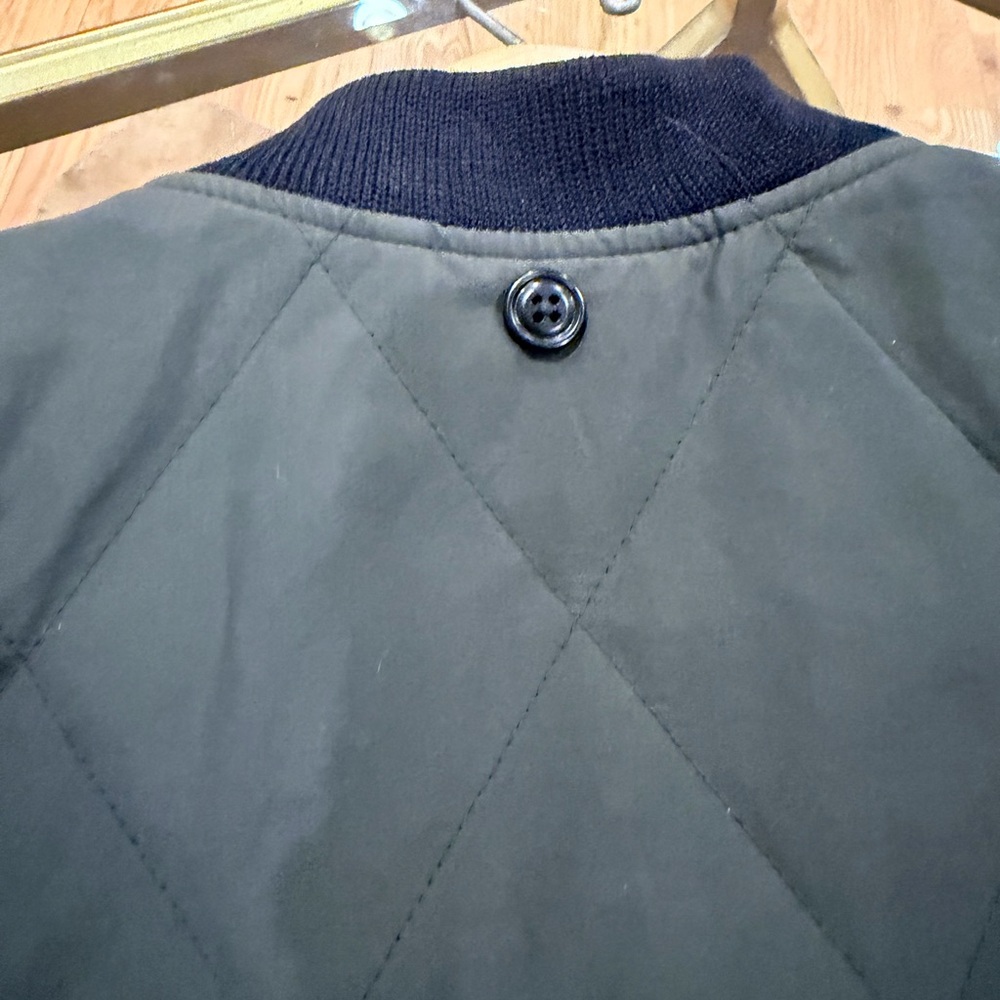 **Limited Series** Filson Men's Quilted Bomber Jacket - Army Green - Men’s Large - Picture 9 of 9